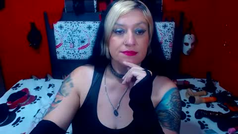 Snapshot of randymaturex01 chatting on January 2025 06:52:01 AM Sonia online show from January 2025 06:52:01 AM
