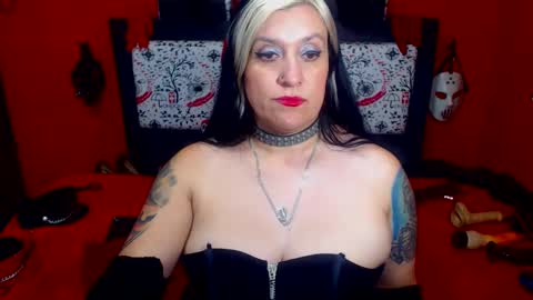 Snapshot of randymaturex01 chatting on February 2025 06:40:01 AM Sonia online show from February 2025 06:40:01 AM