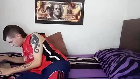 Rangel and Lola online show from November 2025 06:12:01 PM