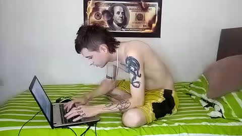 Rangel and Lola online show from November 2025 05:50:02 PM