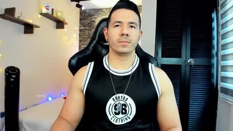 Snapshot of ransoj chatting on January 2025 08:31:02 PM Jonas online show from January 2025 08:31:02 PM