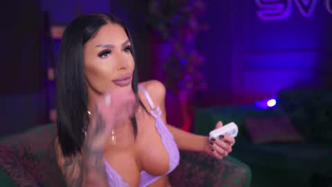 Raquelle online show from February 2025 06:40:02 PM