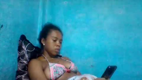 rasoelysca online show from December 2025 01:47:01 AM