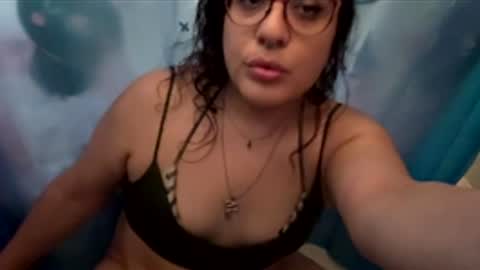 Snapshot of rattlesnakebitch chatting on May 2026 03:33:02 AM Rattlesnake Bitch 666 online show from May 2026 03:33:02 AM
