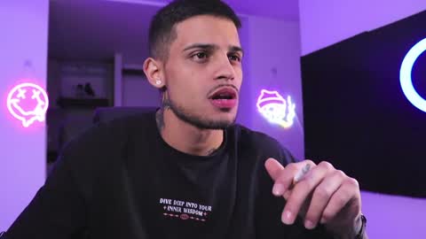 rausch77 online show from January 2025 05:40:02 AM