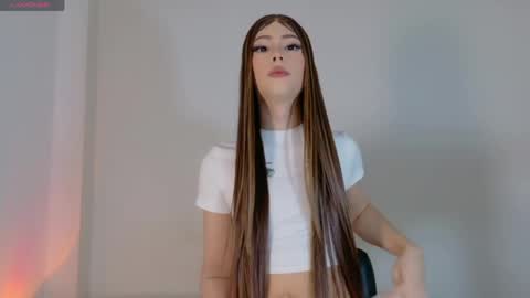 Snapshot of raven_li01 chatting on May 2026 04:10:01 AM Isaindepent model online show from May 2026 04:10:01 AM