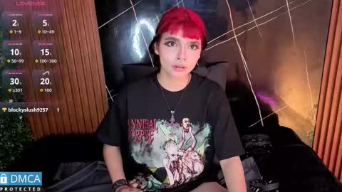 raven_rox_ online show from December 2025 02:29:02 AM