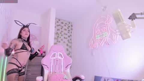 .  online show from October 2025 04:03:02 PM