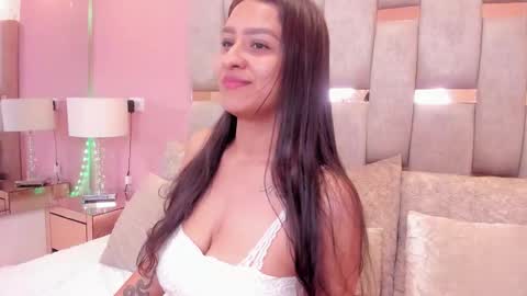 Raven  online show from February 2026 07:32:02 PM