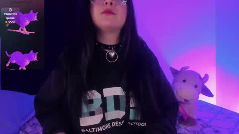 Raven  online show from November 2025 02:32:02 AM