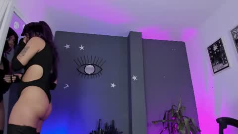 Raven Witch online show from July 2026 02:08:02 PM