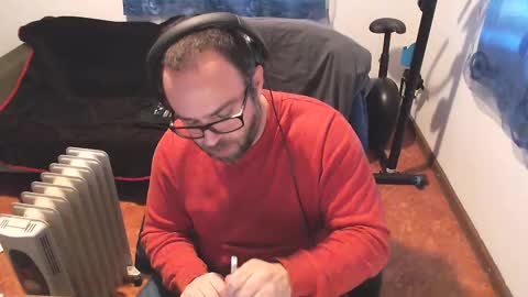 Snapshot of ravingr3d3 chatting on February 2025 12:14:02 PM ravingr3d3 online show from February 2025 12:14:02 PM