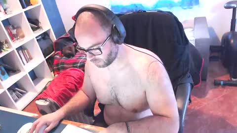 Snapshot of ravingr3d3 chatting on March 2025 03:18:01 PM ravingr3d3 online show from March 2025 03:18:01 PM