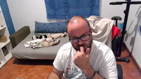 Snapshot of ravingr3d3 chatting on September 2025 01:22:02 AM ravingr3d3 online show from September 2025 01:22:02 AM
