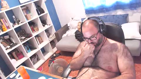 Snapshot of ravingr3d3 chatting on September 2025 03:28:01 PM ravingr3d3 online show from September 2025 03:28:01 PM