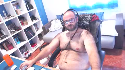 Snapshot of ravingr3d3 chatting on October 2025 09:29:02 AM ravingr3d3 online show from October 2025 09:29:02 AM