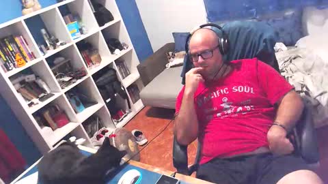 Snapshot of ravingr3d3 chatting on October 2025 11:13:02 PM ravingr3d3 online show from October 2025 11:13:02 PM