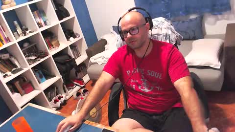 Snapshot of ravingr3d3 chatting on October 2025 11:37:01 PM ravingr3d3 online show from October 2025 11:37:01 PM
