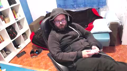 ravingr3d3 online show from December 2025 10:47:02 PM