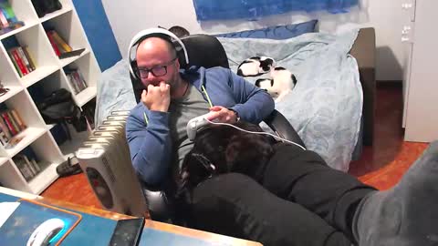 ravingr3d3 online show from February 2026 10:48:02 PM