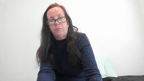 Ravishing Peach Goddess online show from March 2026 02:23:02 PM