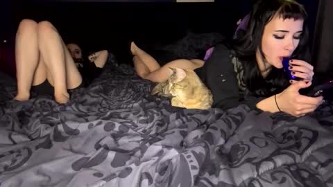 Ravyn and Nyx online show from November 2025 05:39:02 AM