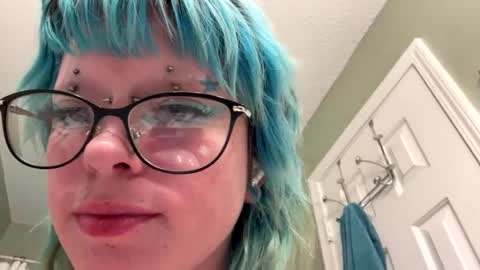 Ravynn 3 online show from September 2025 06:41:02 PM