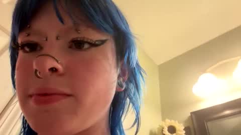 Ravynn 3 online show from November 2025 03:33:02 PM