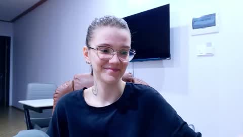 Ray-Ray online show from January 2026 02:54:02 PM