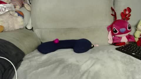 Ray  online show from December 2025 10:32:02 AM