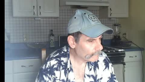 Snapshot of raylene4u2 chatting on June 2026 09:26:02 AM Ray online show from June 2026 09:26:02 AM