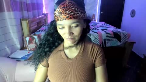 Danna online show from February 2025 12:41:01 AM