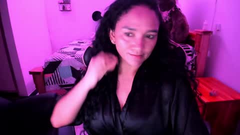 Danna online show from May 2026 03:09:02 PM