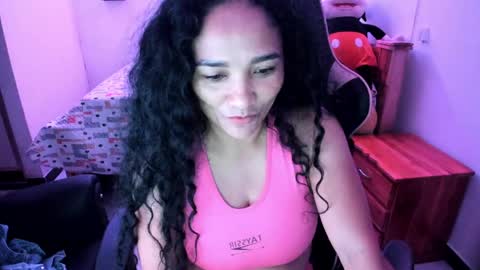 Danna online show from June 2026 03:40:01 PM