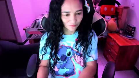 Danna online show from July 2026 03:33:02 PM