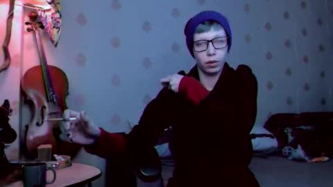 Snapshot of raziel_haze chatting on February 2025 06:10:02 AM Yrriel Strife Candy-Demon Caveboy mr. Cringe online show from February 2025 06:10:02 AM