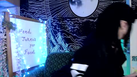 Snapshot of raziel_haze chatting on March 2025 11:40:01 AM Yrriel Strife Candy-Demon Caveboy mr. Cringe online show from March 2025 11:40:01 AM