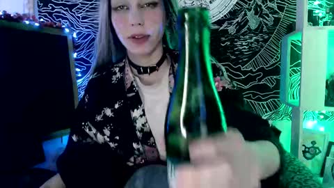 Snapshot of raziel_haze chatting on March 2025 04:57:01 PM Yrriel Strife Candy-Demon Caveboy mr. Cringe online show from March 2025 04:57:01 PM