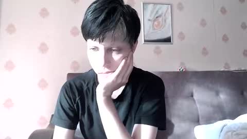 Snapshot of raziel_haze chatting on September 2025 06:52:02 AM Yrriel Strife Candy-Demon Caveboy mr. Cringe online show from September 2025 06:52:02 AM