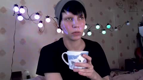 Snapshot of raziel_haze chatting on October 2025 10:07:01 AM Yrriel Strife Candy-Demon Caveboy mr. Cringe online show from October 2025 10:07:01 AM