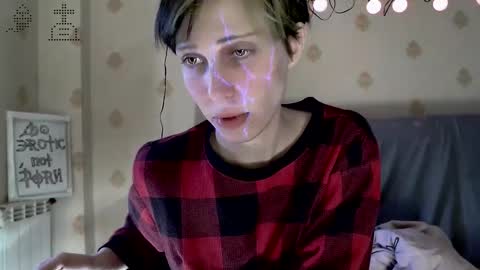 Snapshot of raziel_haze chatting on October 2025 05:41:02 AM Yrriel Strife Candy-Demon Caveboy mr. Cringe online show from October 2025 05:41:02 AM