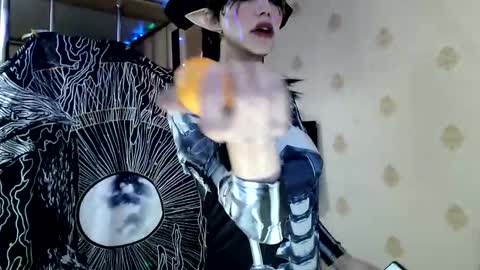 Snapshot of raziel_haze chatting on November 2025 06:57:01 AM Yrriel Strife Candy-Demon Caveboy mr. Cringe online show from November 2025 06:57:01 AM