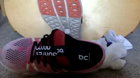 Snapshot of razvycu chatting on October 2025 12:16:01 PM KingOfTransilvania online show from October 2025 12:16:01 PM