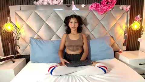 DONCELLA online show from February 2026 08:38:02 PM