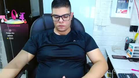 Snapshot of realjoel chatting on May 2026 12:35:02 PM Joel online show from May 2026 12:35:02 PM