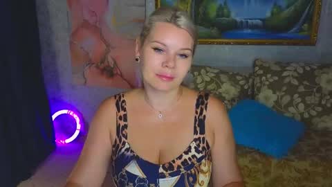 Im a little sick. Ill be back soon. online show from September 2025 02:16:02 PM