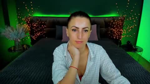 rebecca_diamonds online show from January 2025 09:44:02 AM