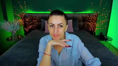 rebecca_diamonds online show from January 2025 06:24:01 AM