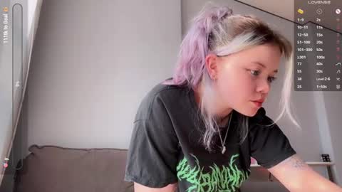 Rebecca Nikson online show from July 2026 03:45:02 AM