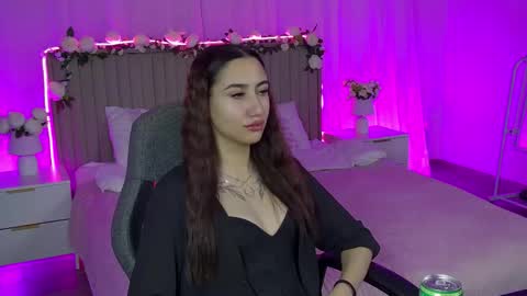 rebeckathornton online show from December 2025 09:59:01 AM